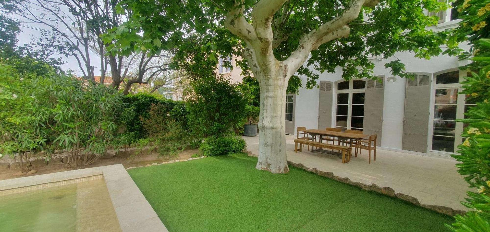 Maison D'Hotes La Bastide De Patou, Suite De 2 A 6 Personnes Marsella Exterior foto